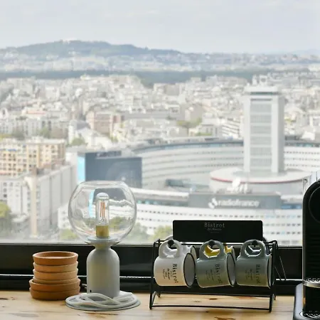 Chic 1br With Stunning View And Location 아파트 파리