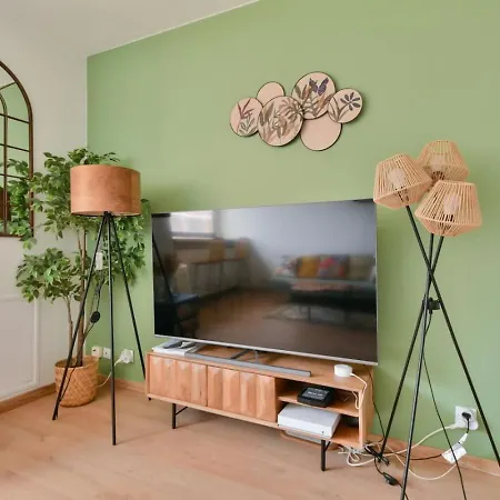 Chic 1br With Stunning View And Location 아파트 *