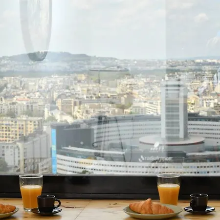 Chic 1br With Stunning View And Location *